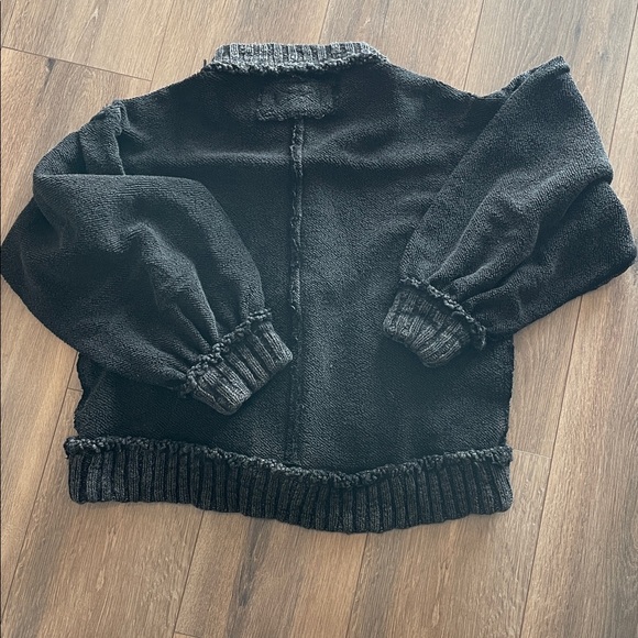 Free People Cute in this Cardi Jacket - Picture 7 of 8